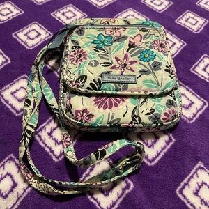 Vera Bradley Crossbody Bag USED